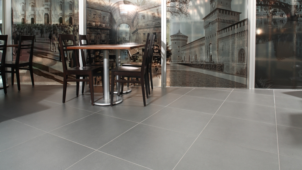 Milano Bistrot Caesar More Eclypse