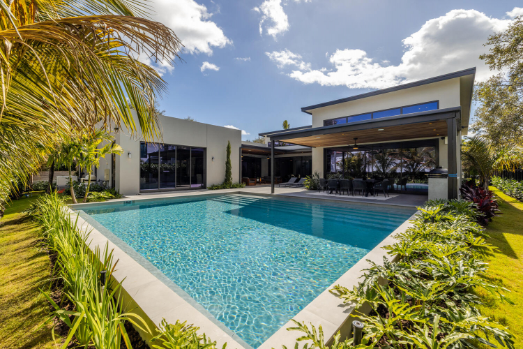549 NE 95th St Miami Shores FL large 059 023 2J9A5381 1500x1000 72dpi