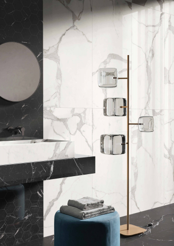 A2.Futura Majestic White 1