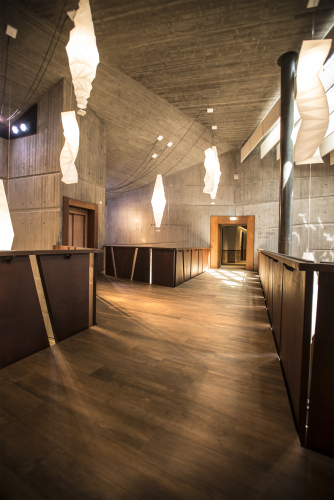 Hotel Camp Zero Wood effect hall