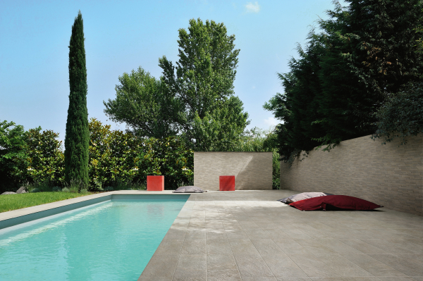 amb 1 silver gray piscina